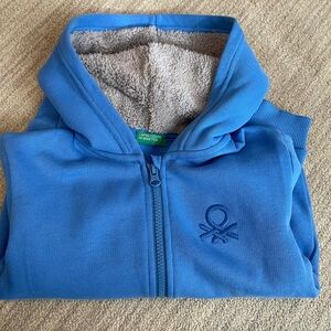 Light blue boys Benetton zipper hoodie size 4/5